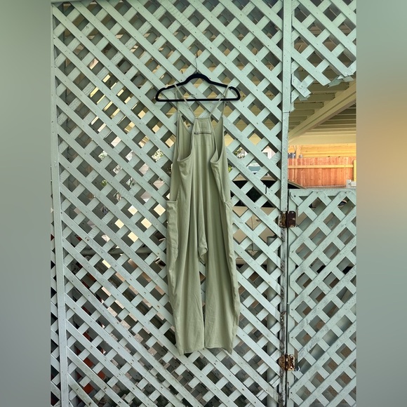 Free People Movement Hot Shot Logo Onesie jumpsuit - Picture 9 of 9